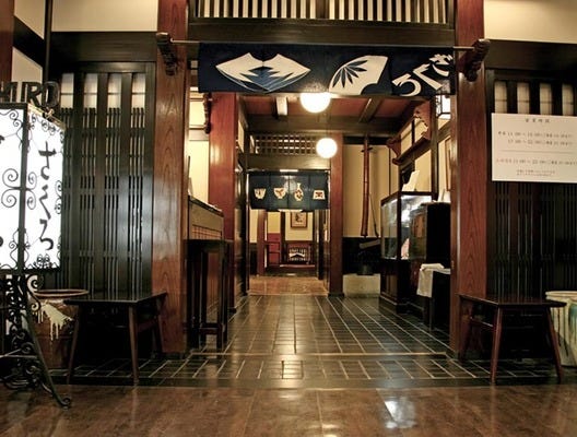 【NO&nbsp;VISA&nbsp;SUPPORT】未経験歓迎♪赤坂の有名イタリアンでホールスタッフ★福利厚生充実◎ イメージ1