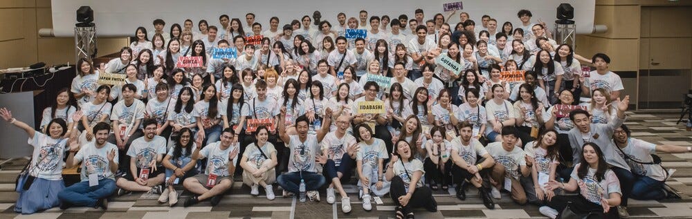 【日本語講師/新宿校】時給1500円～｜週2日・4h～OK。英語が飛び交う多国籍な職場。 イメージ1