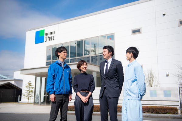 【製造・機械作業経験者歓迎！】印刷・加工機オペレーター／転勤なし◎快適なクリーン工場勤務！ イメージ1