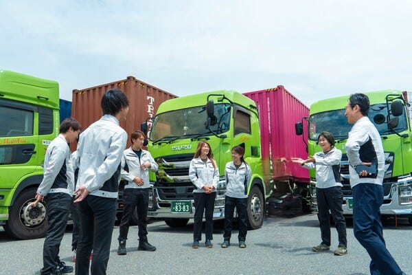 【16:30定時＆残業ゼロ】完全週休2日制（土日祝休み）でプライベートを最優先する大型ドライバー イメージ1