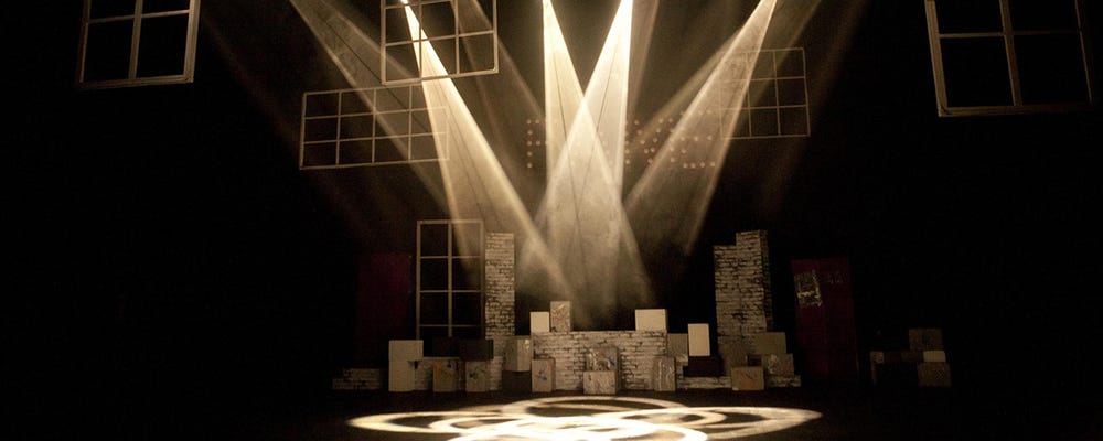 舞台の設営スタッフ★有名アーティストのライブを彩る／東海のエンタメを支える力に！／若手活躍中★ イメージ1