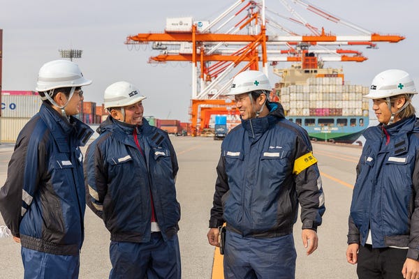 書類選考免除＼若手活躍中／平均年収480万円以上｜現場作業員募集｜年間休日125日★未経験歓迎♪ イメージ1