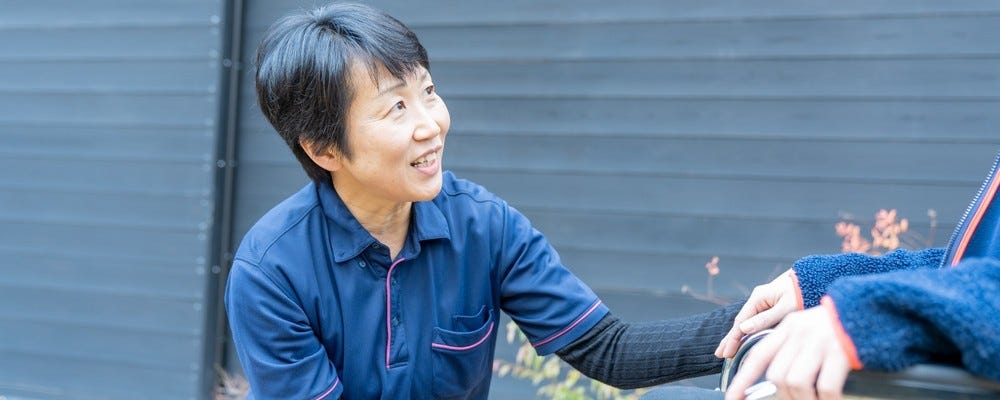 【賞与4ヶ月分／年休120日以上】未経験から始める訪問看護師｜残業ほぼなし イメージ1