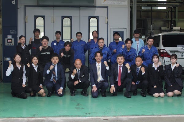 【経験者募集】残業ほぼなしの自動車板金塗装／賞与年2回／三重県初TUV認証取得工場！ イメージ1