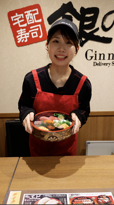 銀のさらでの店長／20～30代活躍中／早ければ1～2年でエリアマネージャーも／銀のさら 高野店 イメージ1