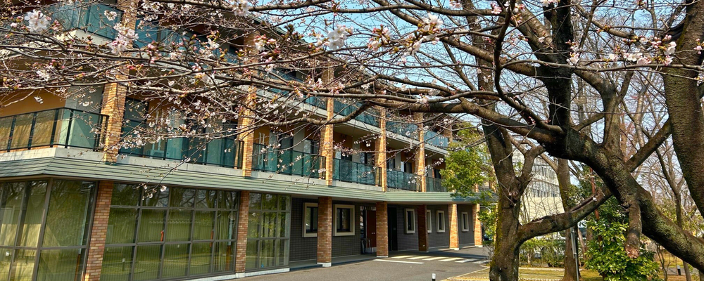 【介護職】年間休日120日／未経験OK／育児休暇取得実績多数／プライベートと両立しやすい職場です イメージ1