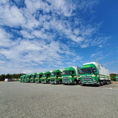 大型ユニックドライバー！建材や鋼材の輸送です！★賞与年2回　★資格取得支援制度アリ！ イメージ1