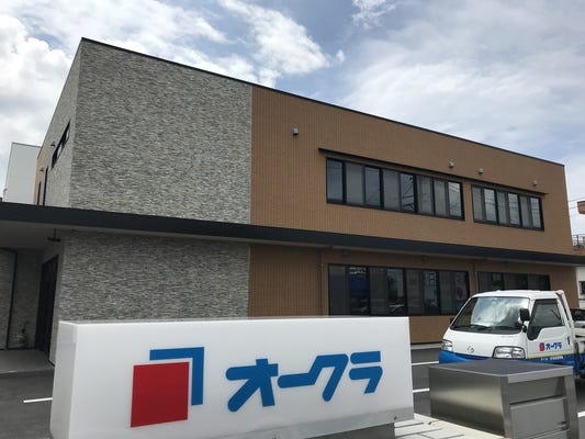 ネット通販の運営スタッフ（未経験歓迎）★年間休日112日★17時定時＆残業ほぼ無し★私服勤務可 イメージ1