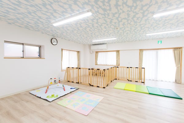 【残業なし/週3日～】0～2歳児の成長にじっくり向き合う保育のお仕事｜ピアノスキル・経験・年齢不問 イメージ1