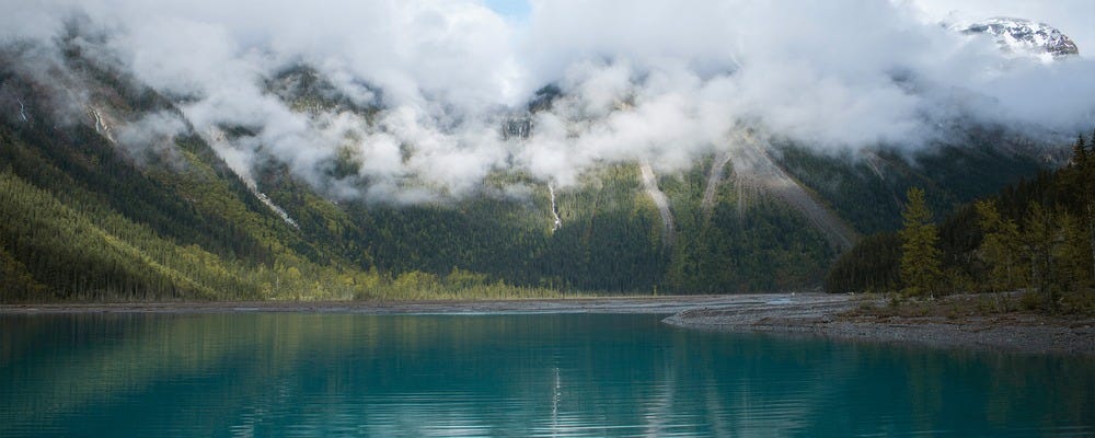 年休121日・完全週休2日制・日勤のみ！大型トラックドライバーに挑戦しませんか？！ イメージ1