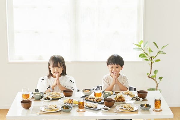 ◆40・50代の転職成功例有◆月収40万円可能！50年続く老舗行列店で色褪せない「繁盛の極意」を体感 イメージ1