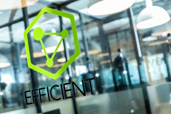 【事務がメインの法人営業！】完全土日祝休み！年間休日120日以上！交通費支給あり！未経験OK！ イメージ1