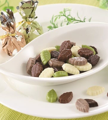 『モンロワール』人気のチョコレート販売スタッフ★未経験歓迎／残業ほとんどナシ／有休消化率100％ イメージ1