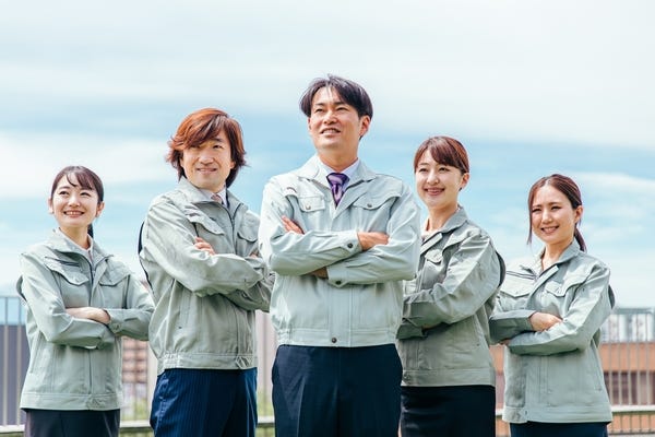 競馬場のゲート設置スタッフ◆20代～30代がメインで活躍／風通しの良さはバツグン／レースの運営に貢献 イメージ1