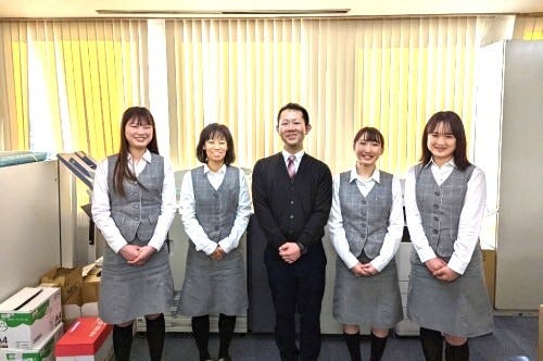 創業50年&nbsp;本社勤務&nbsp;事務職◆昇給・賞与年2回／残業月8h以内でプライベート充実 イメージ1