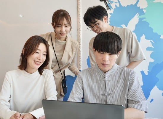 【やる気のある方集まれ！】未経験でも安心！ITの基礎からスタート◆残業月11h以下／年間休日120日 イメージ1