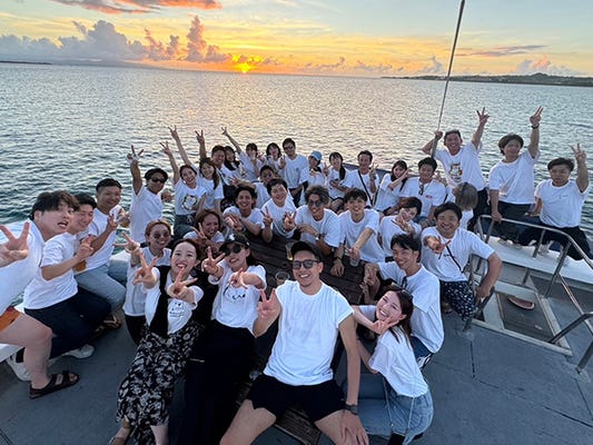 【カスタマーサポート】未経験歓迎／20代～30代の若手社員が活躍中／年間休日130日／賞与年2回 イメージ1