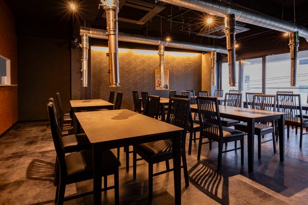 【完全未経験OK】将来は店長へ！焼肉店の店舗運営スタッフ／月給30万円以上～ イメージ1