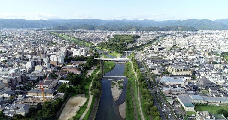 AI×コンサルティングで企業の未来を創る【税理士補助／コンサルタント】◆未経験歓迎！ イメージ1