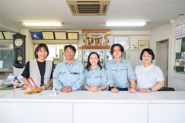 現場作業員／残業ほぼ無し／月給32万2,521円～！／指導講習有／定期的な面談でメンタルケアも充実 イメージ1