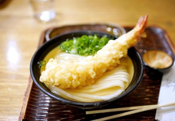 【時給1500円～】うどん丸香&nbsp;ホールスタッフ｜未経験OK・Wワーク歓迎｜美味しいまかない有り！ イメージ1