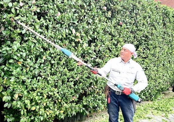 四季をアートする現場の仕事【造園スタッフ】経験不問／年休127日・土日祝／昨年度賞与実績5.55ヶ月 イメージ1