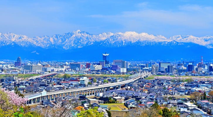 【建築施工管理】Ｕ・Ｉターンで富山に落ち着きたい方…地場の安定企業で、次期幹部候補はいかがですか。 イメージ1