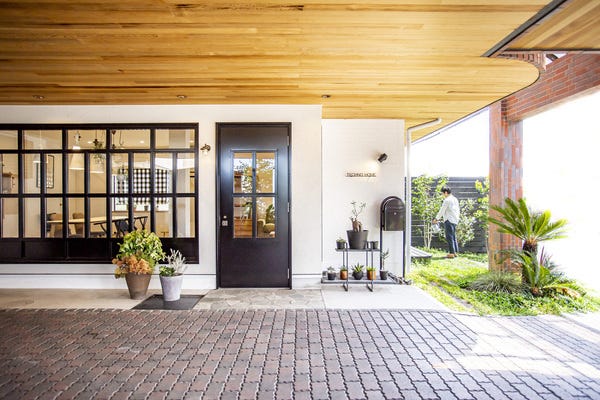 ★職種・業界未経験者歓迎【自由度の高い設計で、お客様の理想を実現】注文住宅の営業職／手当充実！ イメージ1