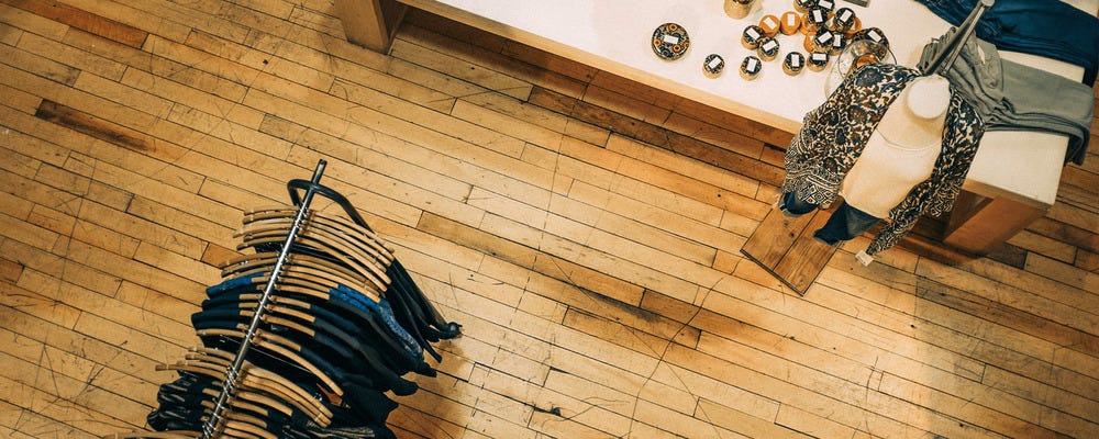 木材の分別作業スタッフ◆初年度月収35万円以上／賞与昨年度実績3ヶ月分／手当充実／電動自転車貸与あり イメージ1