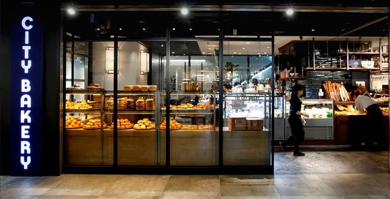 【横浜駅に8月OPEN／オープニングスタッフ募集】『THE&nbsp;CITY&nbsp;BAKERY』のホールスタッフ イメージ1