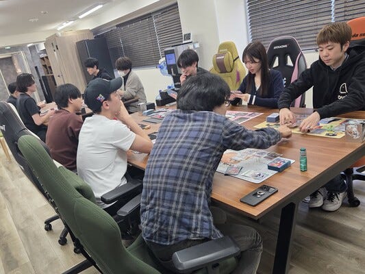 ITエンジニア◆オタ活手当あり／会社都合のアサインなし／高還元／年休128日／フルリモート可 イメージ1