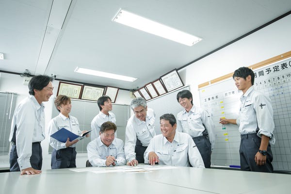 現場監督&nbsp;◎年間休日121日／賞与年3回／未経験歓迎／自分の裁量でプロジェクトを動かす！ イメージ1