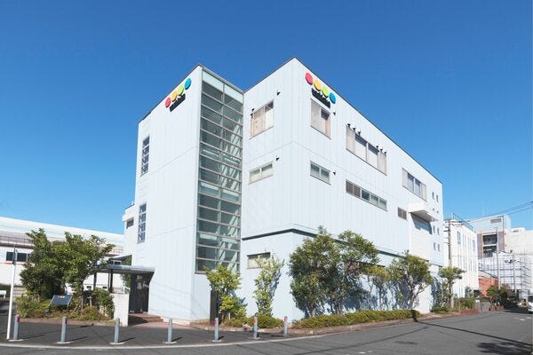 機械加工スタッフ　◎年間休日121日／スキルアップ支援充実／住宅・家族手当あり イメージ1