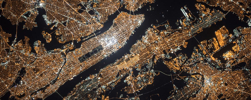 経理職&nbsp;◎年休120日／月1回15時退社OK／賞与2～4ヶ月実績／資格手当月最大6万円 イメージ1