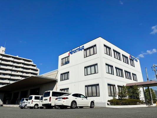 【未経験募集！ルート営業】パン屋さん・お菓子屋さんを訪問するルート営業／完全土日休み イメージ1