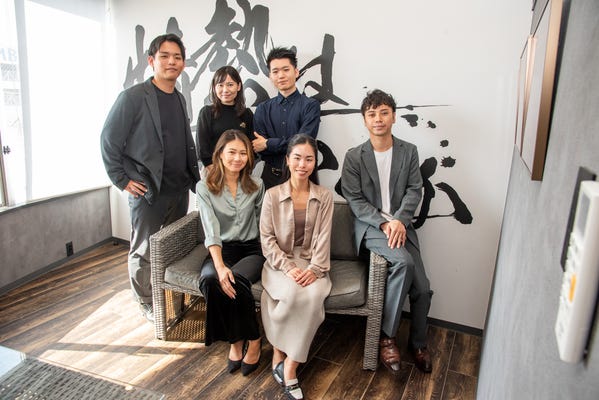 不動産営業補助／英語を活かして沖縄で働く★月給25万円～／残業月10h／年間休日125日・土日祝休み イメージ1