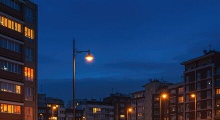 街に明かりを灯す感動を仕事にしよう イメージ1