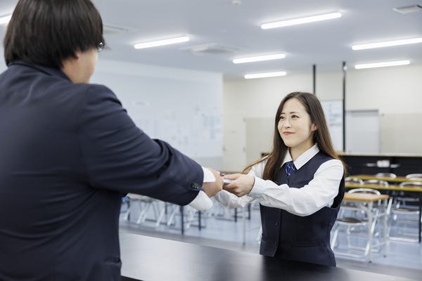 【タクシードライバー】40～50代活躍中！人生経験が武器になる未経験ドライバー／祝金最大30万 イメージ1