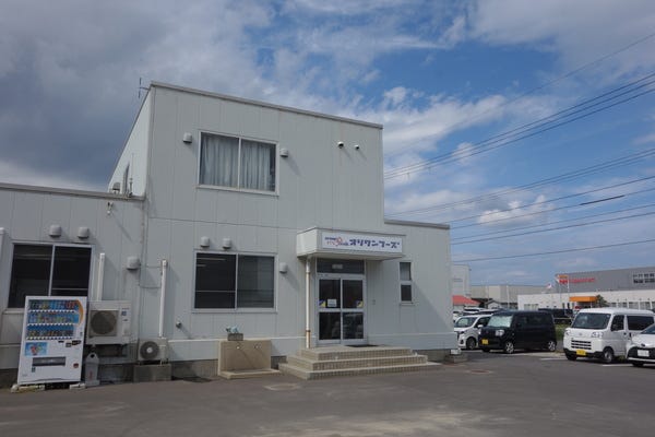 日配弁当の調理スタッフ／将来の工場長候補／夜勤／月給30万円～／賞与年2回支給／調理師免許所持者歓迎 イメージ1