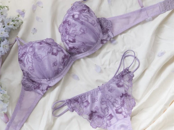 女性が活躍する企業です！ 人気のランジェリーブランドでEコマース運営